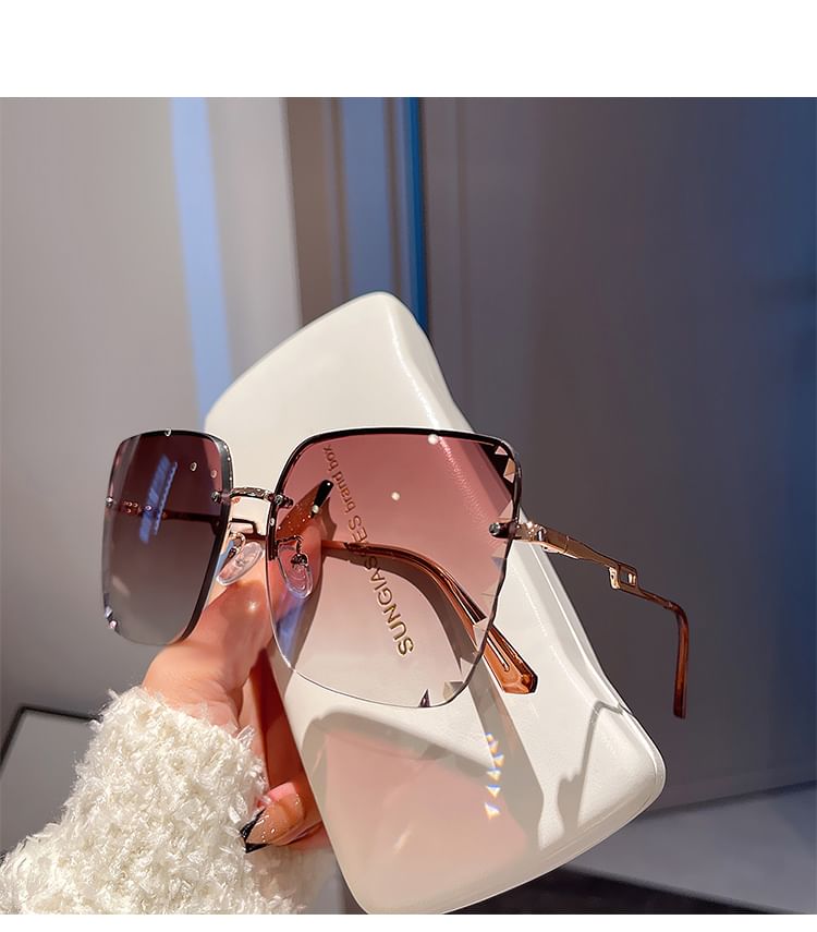 Half Square Frame Diamond Sunglasses Cut