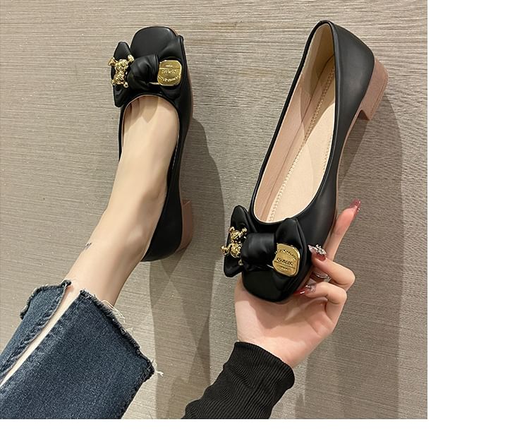 Accent Square Toe Flats Bow