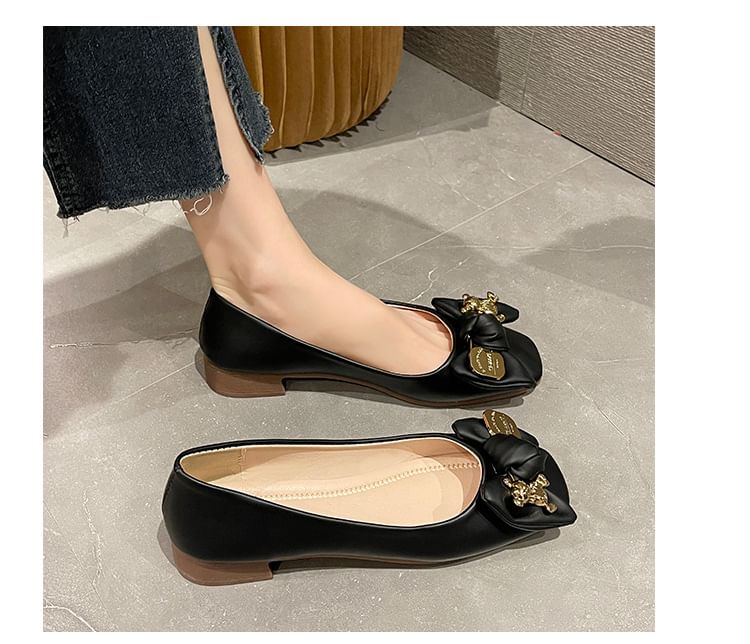 Accent Square Toe Flats Bow