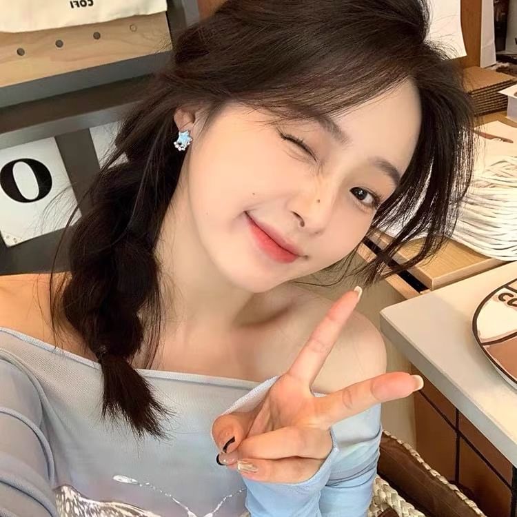 Moon & Star Asymmetrical Alloy Stud Earring