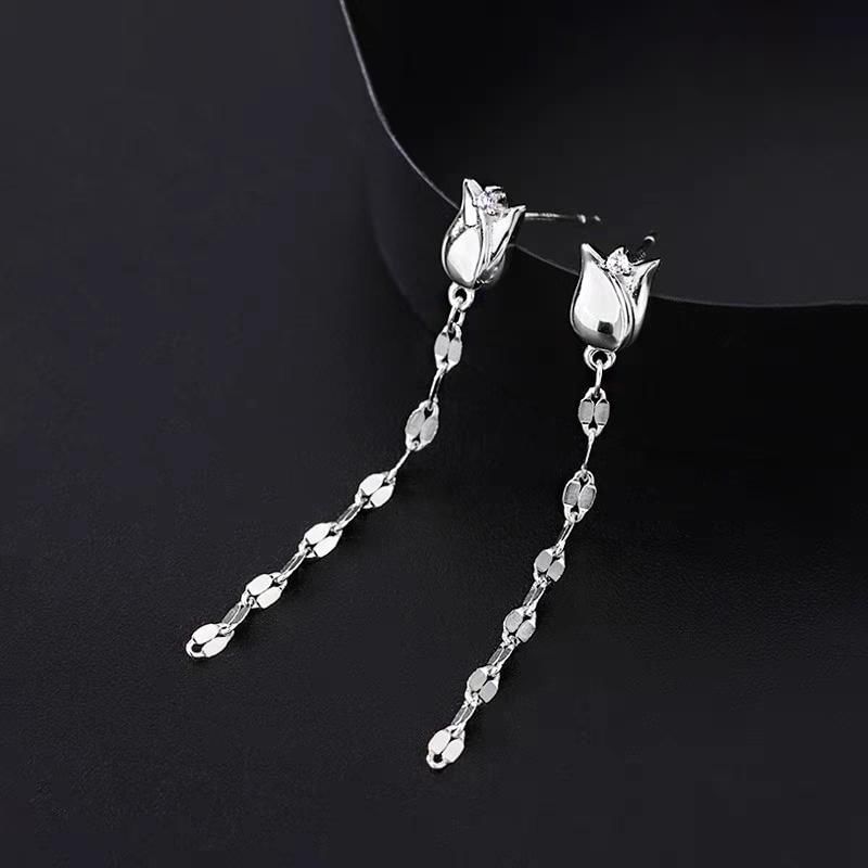 Rose Alloy Dangle Earring