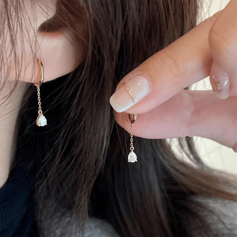 Rhinestone Alloy Dangle Earring