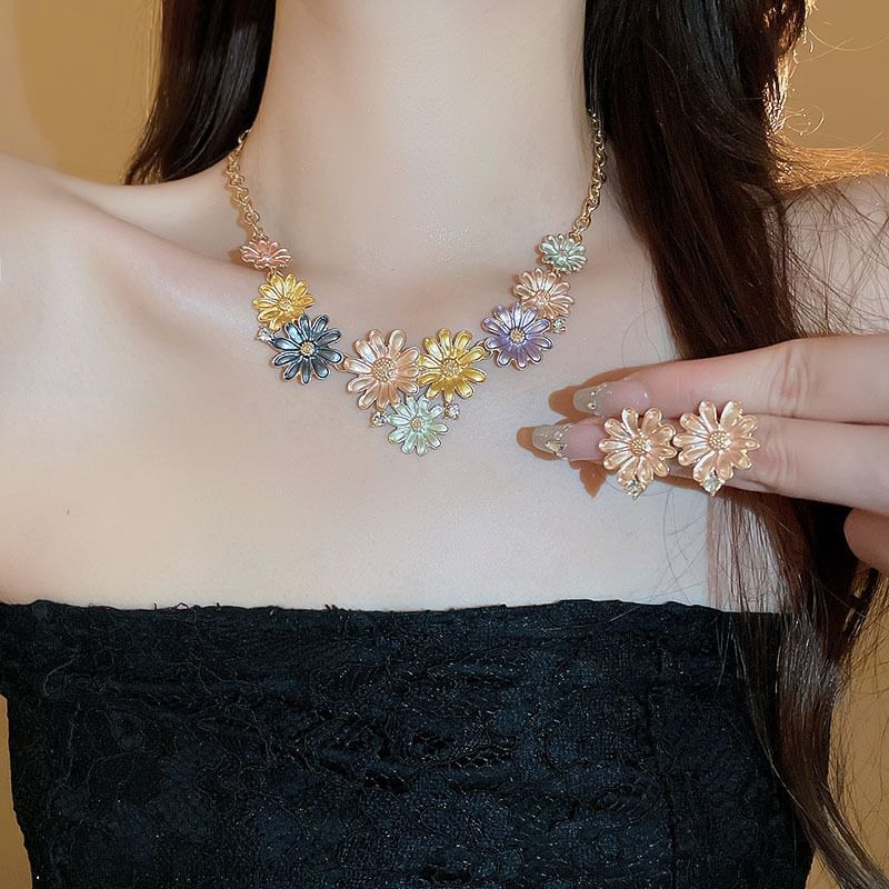 Stud Floral Earring Choker Alloy / Rhinestone