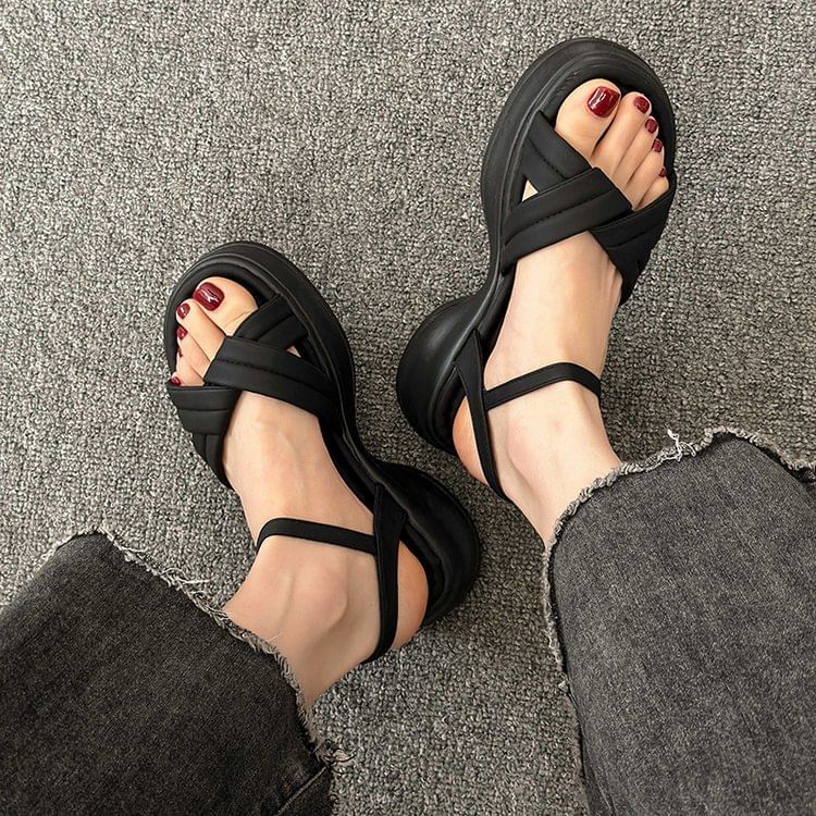 Platform Sandals Twist