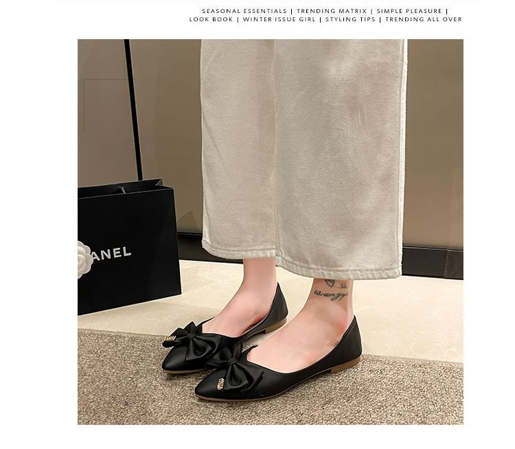 Flats Pointy Bow