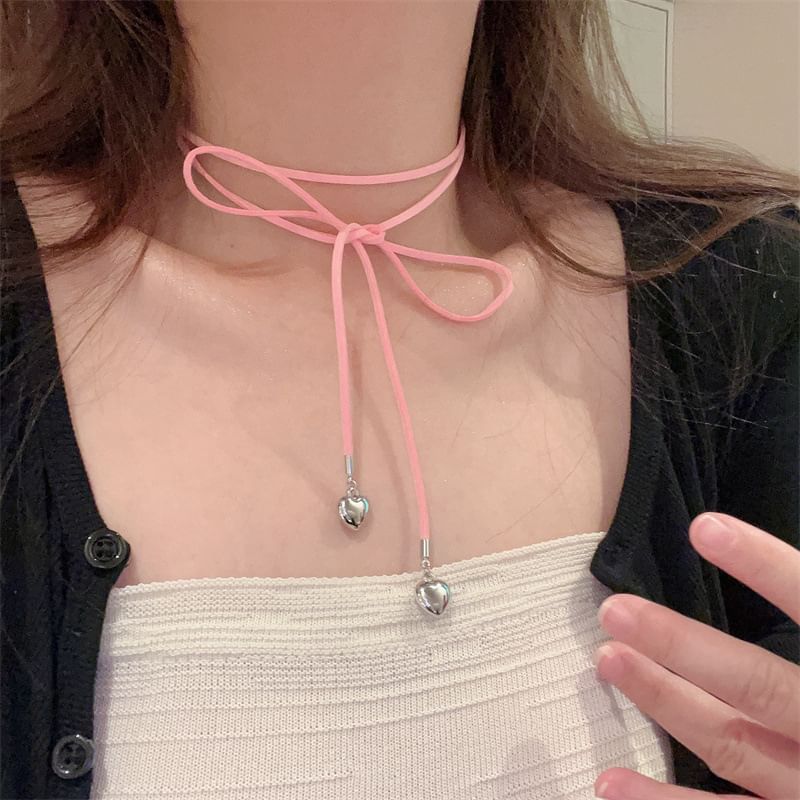 Heart Choker Bow