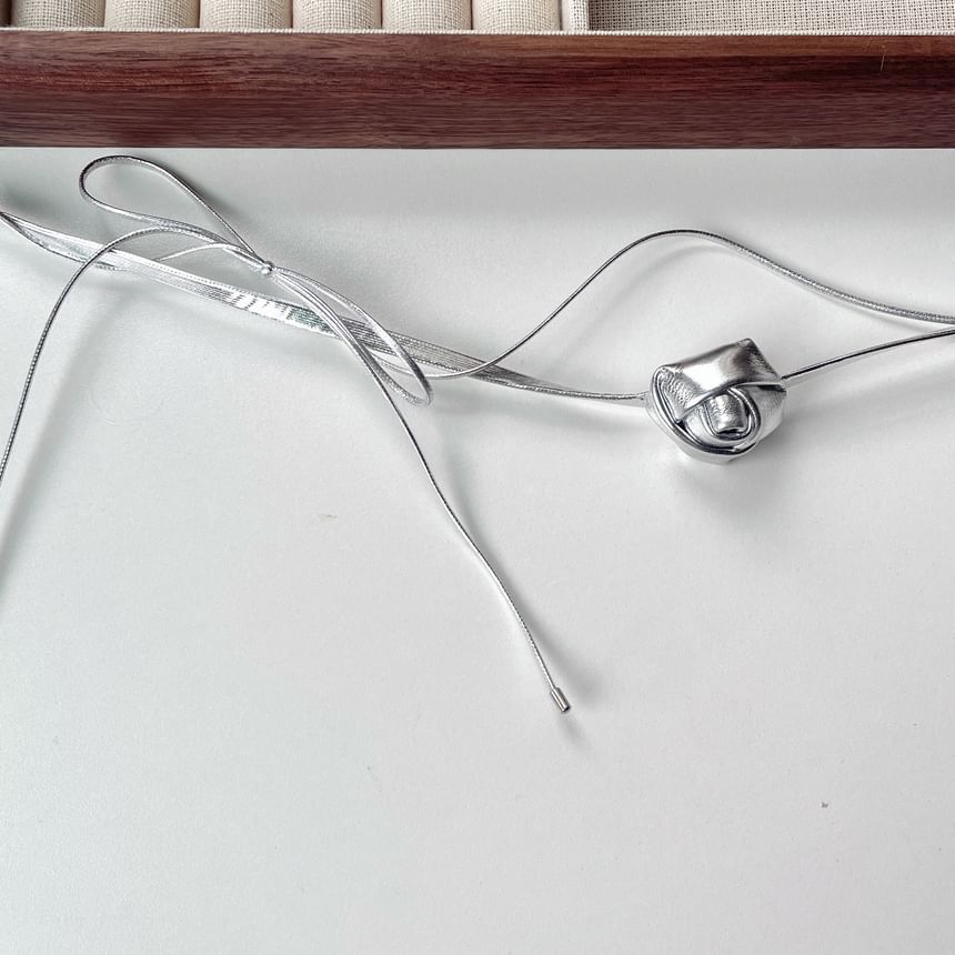 Choker Faux Layered Floral Leather Bow