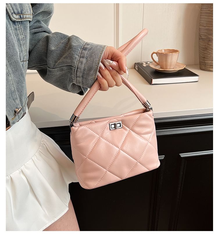 Bucket Bag Twisted Quilted