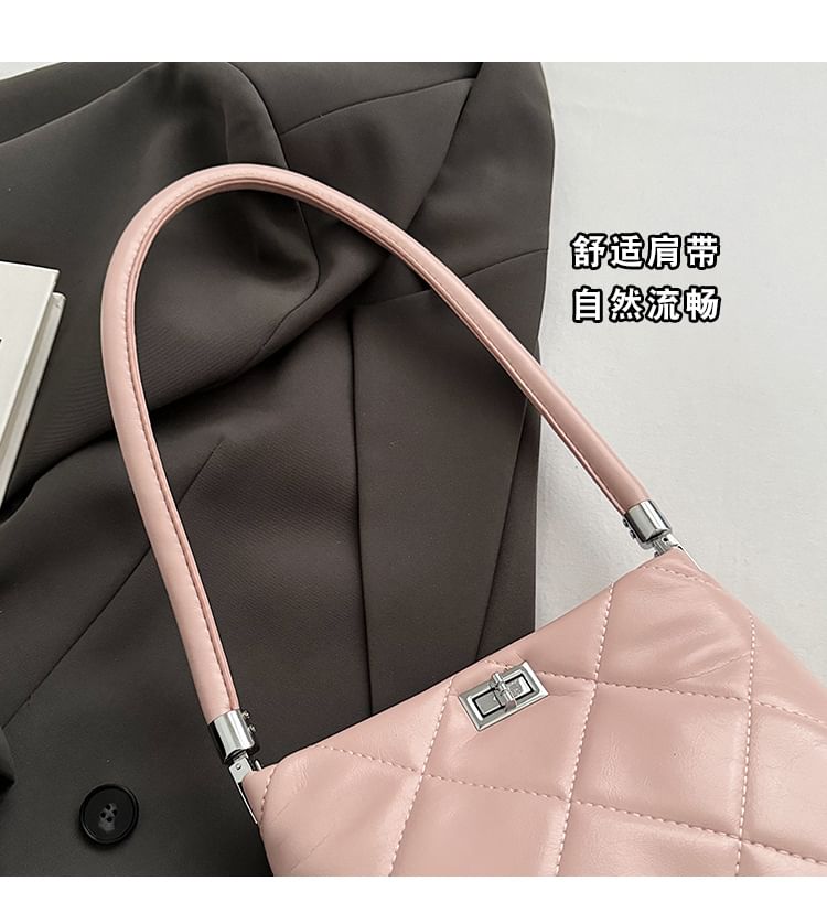 Bucket Bag Twisted Quilted