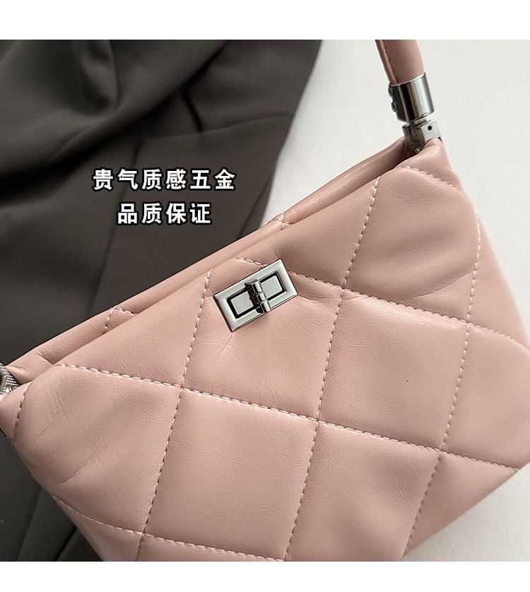 Bucket Bag Twisted Quilted