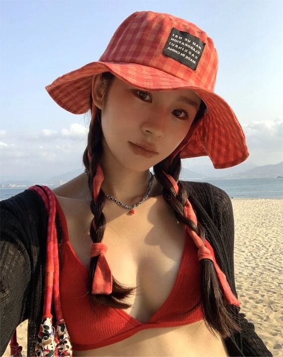 Bucket Gingham Applique Hat