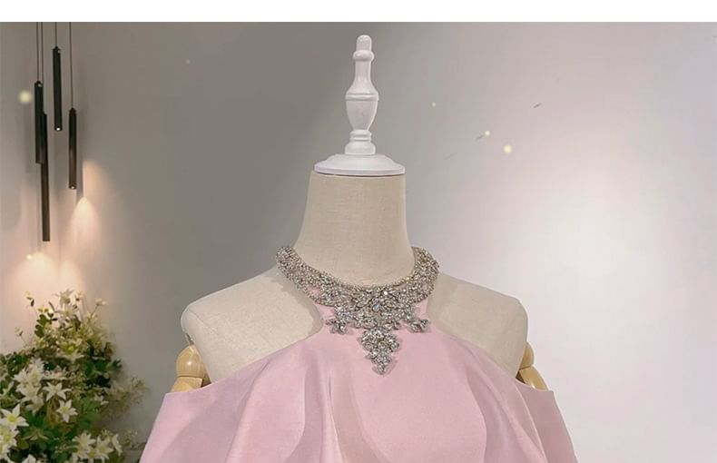 Short-Sleeve Halter Neck Cold Shoulder Plain Rhinestone Accent Mermaid Evening Gown