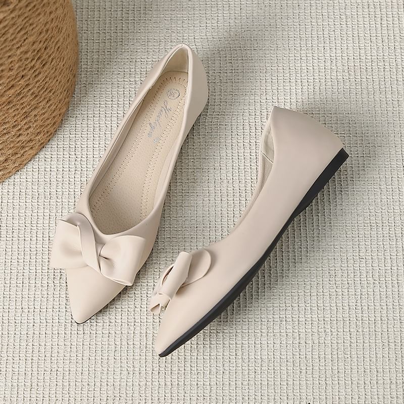 Plain Flats Accent Bow