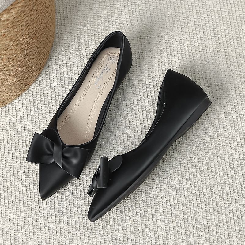 Plain Flats Accent Bow