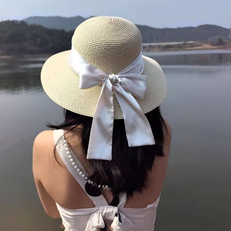Hat Straw Bow