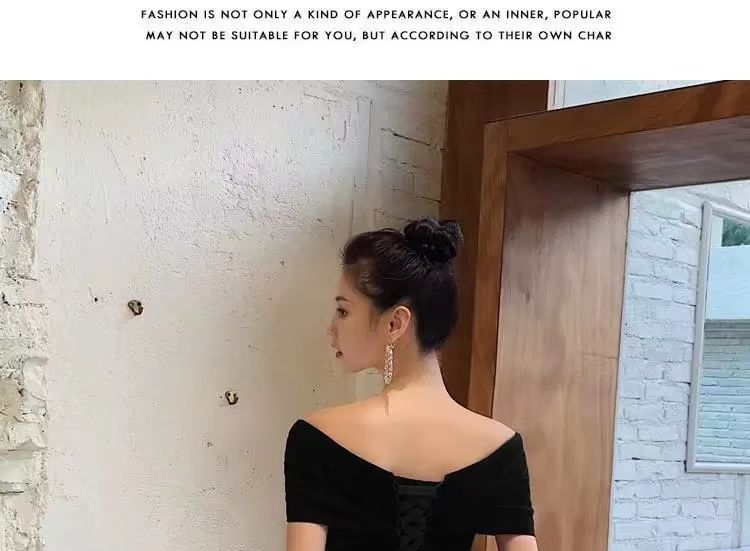 Short-Sleeve V-Neck Plain A-Line Evening Gown / Dress