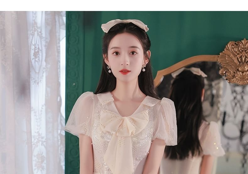 Short-Sleeve Ribbon Neck Mesh A-Line Evening Gown