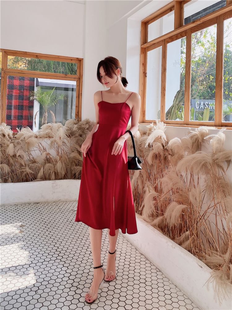 V-Neck Strap Dress Spaghetti Plain Midi A-Line Open Back