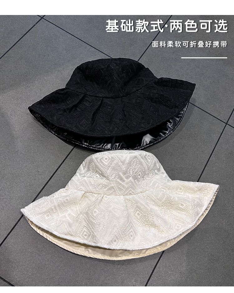 Pattern Embroidered Bucket Hat