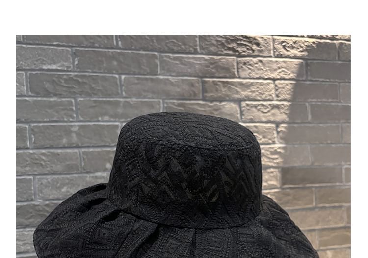 Pattern Embroidered Bucket Hat