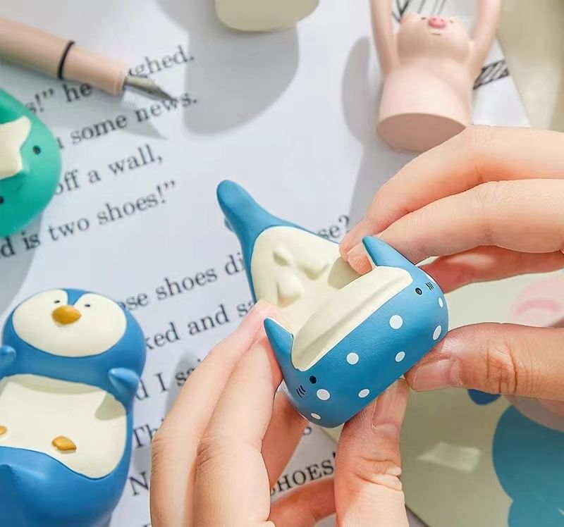 Dolphin / Penguin / Shark Phone Holder (Various Designs)