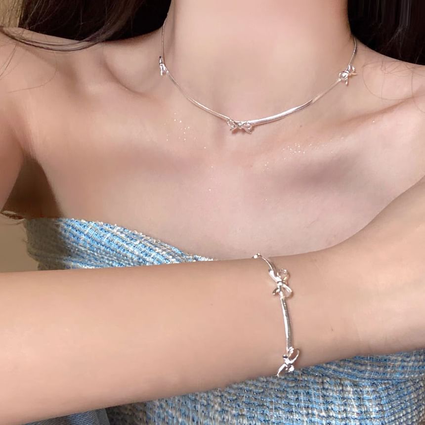 Bracelet Choker / Alloy Bow