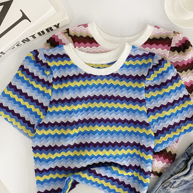 T-shirt à manches courtes et col rond avec blocs de couleurs