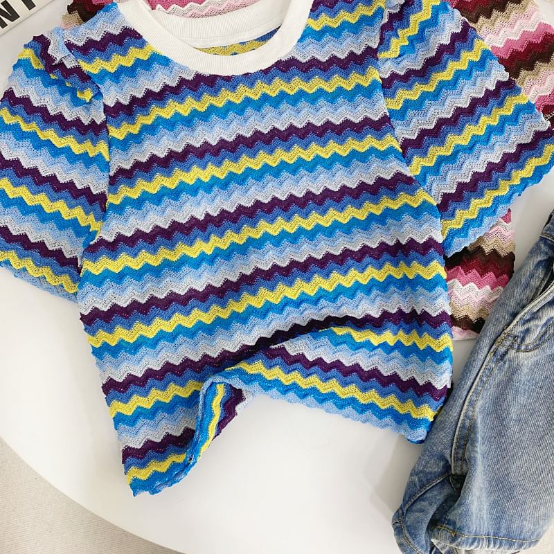 T-shirt à manches courtes et col rond avec blocs de couleurs