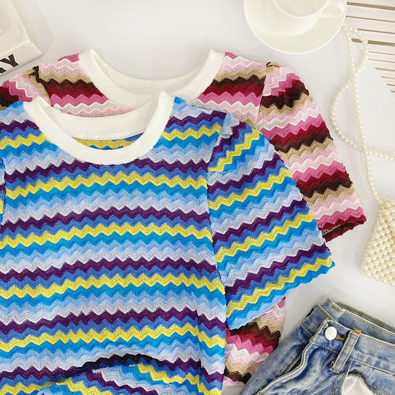 T-shirt à manches courtes et col rond avec blocs de couleurs