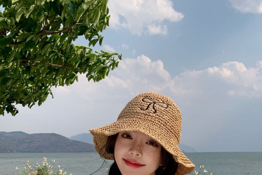 Straw Embroidered Bow Sun Hat