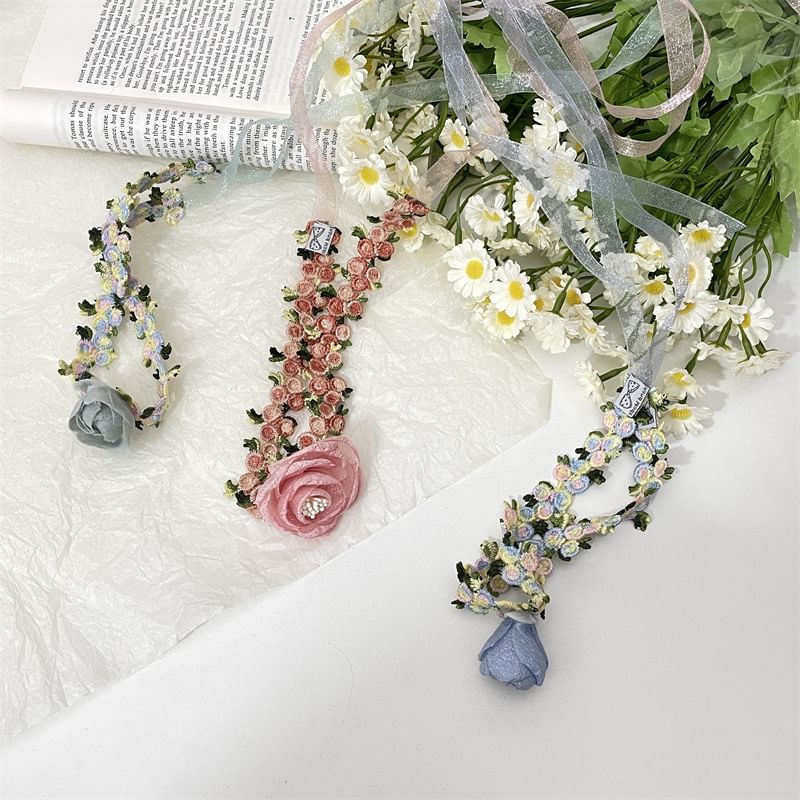 Lace Rose Ribbon Choker