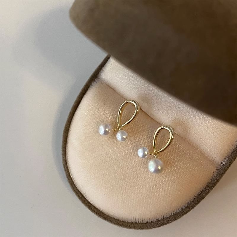 Earring Faux Stud Pearl
