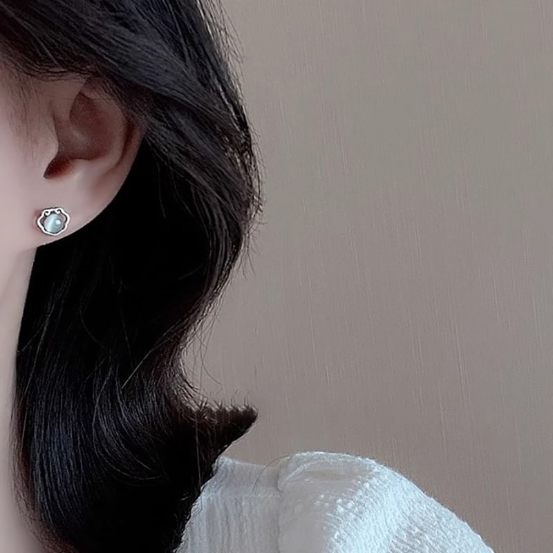 Cat Eye Earring Stone Stud