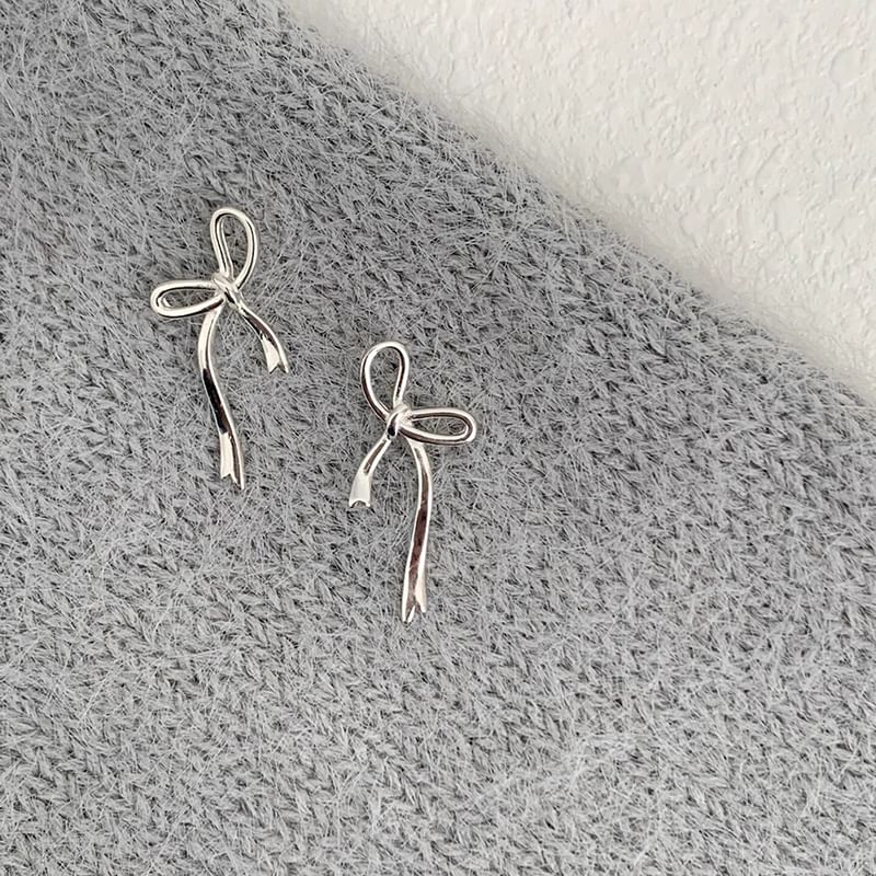 Bow Earring Stud