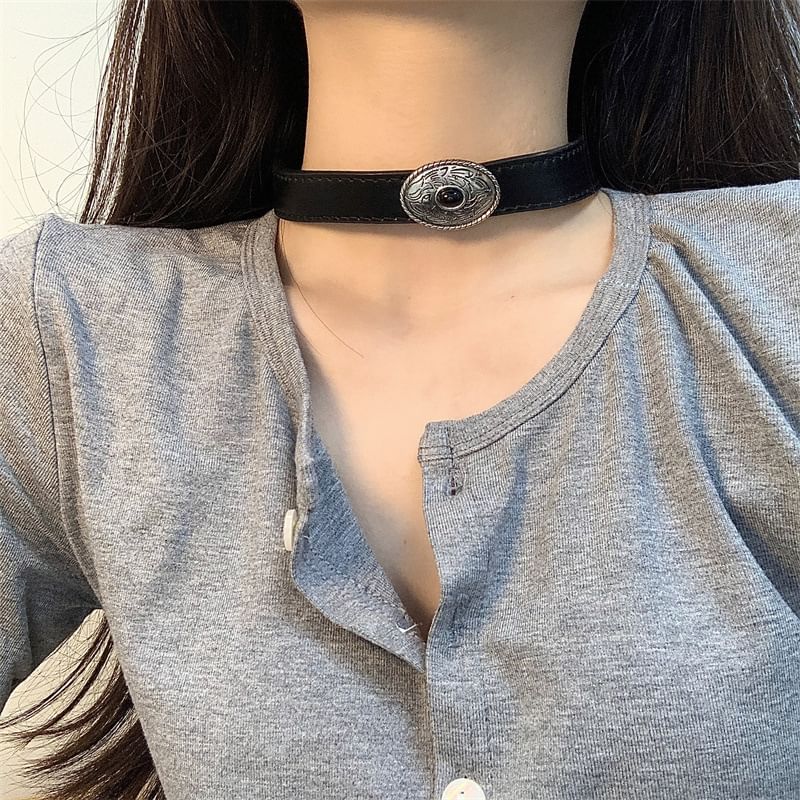 Choker Disc Black Oval Leather Faux Western