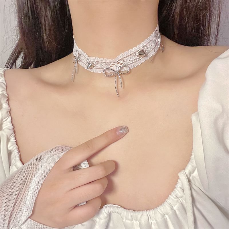 Spike Necklace Rivets White Lace Bow Choker And With
