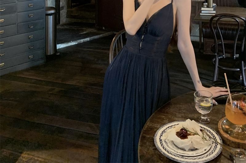 Spaghetti A-Line Plain Evening Strap V-Neck Gown