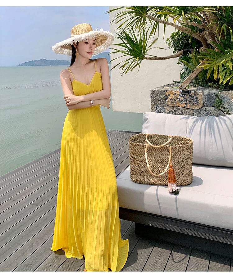 Dress Chiffon Spaghetti V-Neck Maxi Cutout Pleated Strap