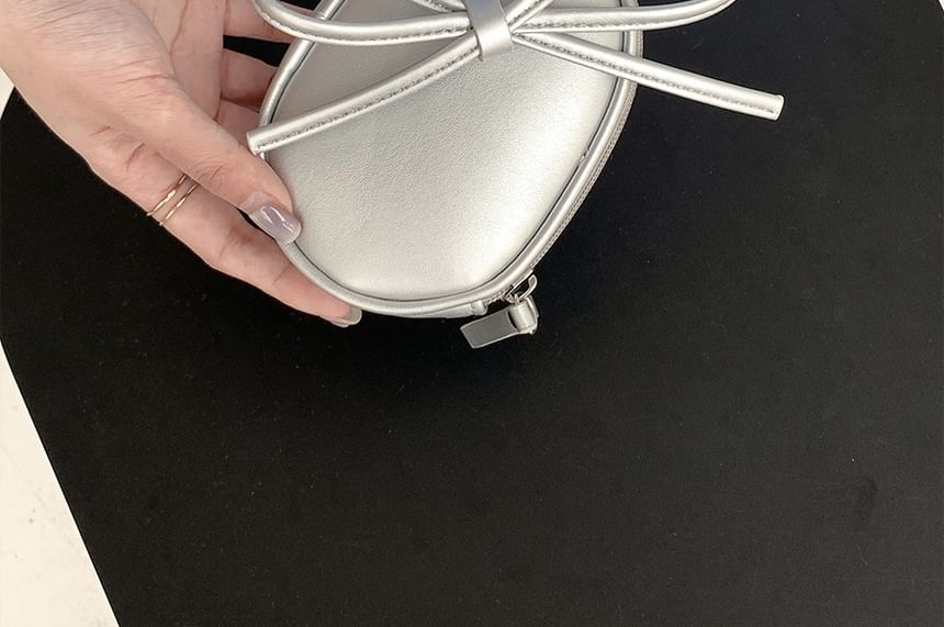 Plain Set: Crossbody Charm Faux + Bag Pearl Leather Strap