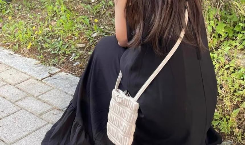 Brim Textured Hat Bucket Wide