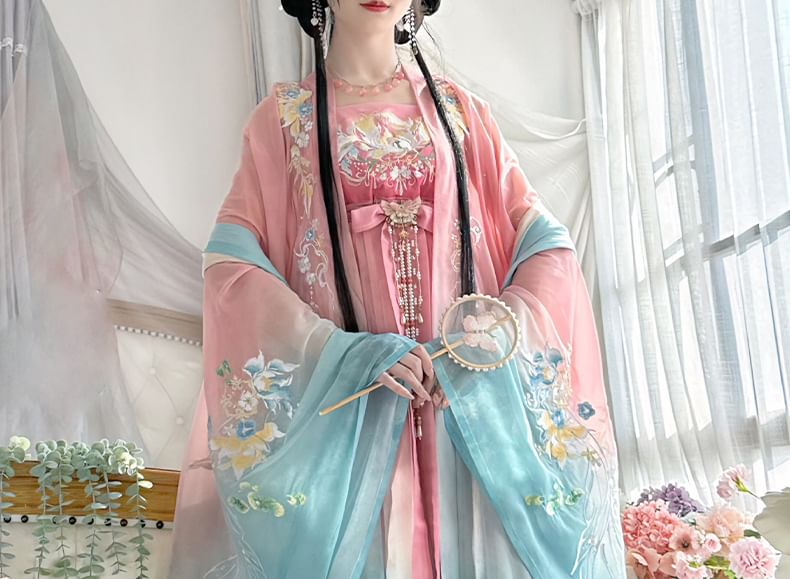 Floral Embroidered Hanfu Maxi Dress / Embroidered Light Jacket / Set