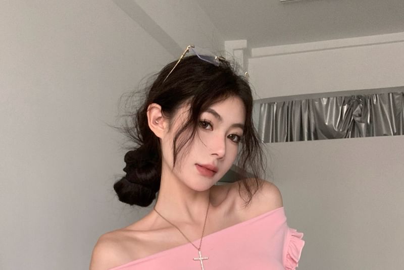 Plain Crop Ruffled T-Shirt Off-Shoulder