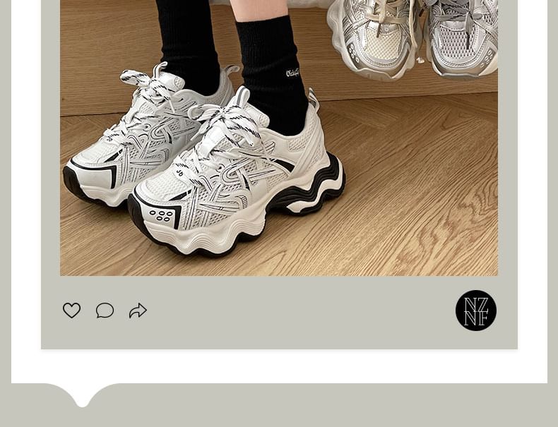 Dentelle à bordure contrastante