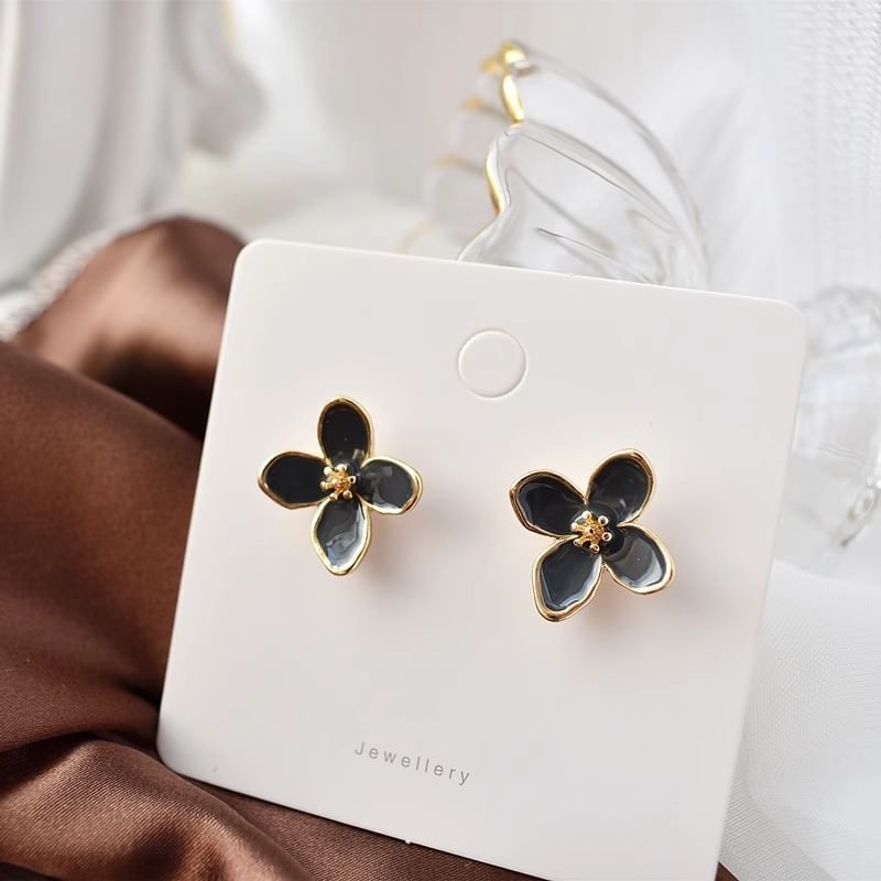 Flower Stud Earring