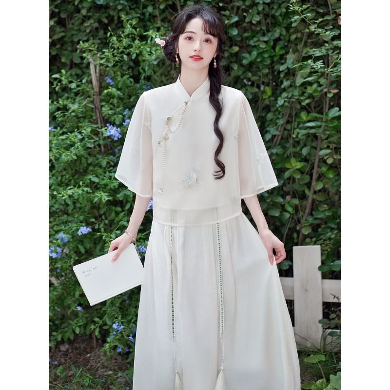 Set: Elbow-Sleeve Flower Embroidered Blouse + High Rise Plain Maxi A-Line Skirt