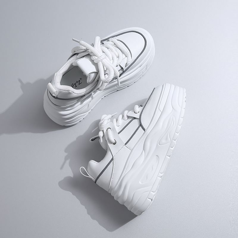 Sneakers Lace-Up Platform