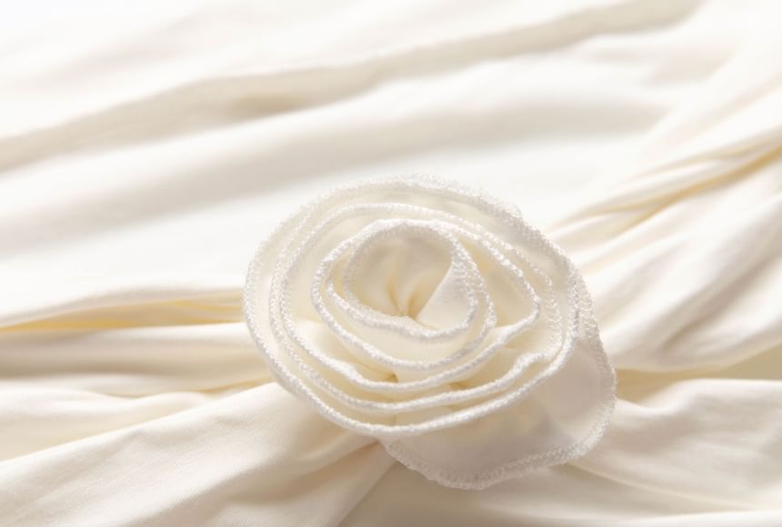 Fit Off-Shoulder Top Accent Ruched Slim Short-Sleeve Floral Crop Plain