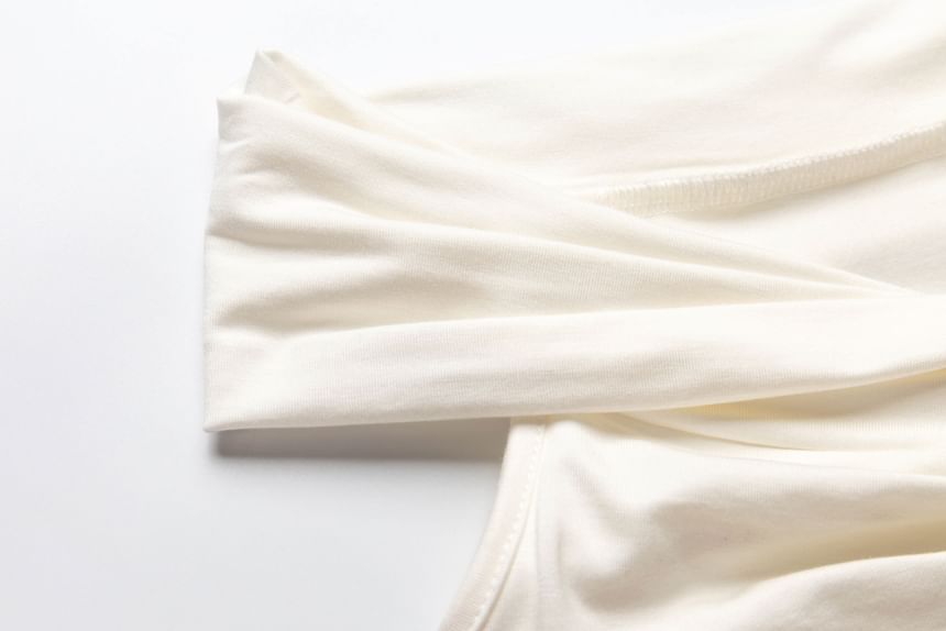 Fit Off-Shoulder Top Accent Ruched Slim Short-Sleeve Floral Crop Plain