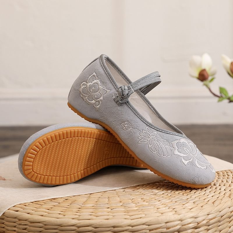 Frog Buttoned Plain Flats