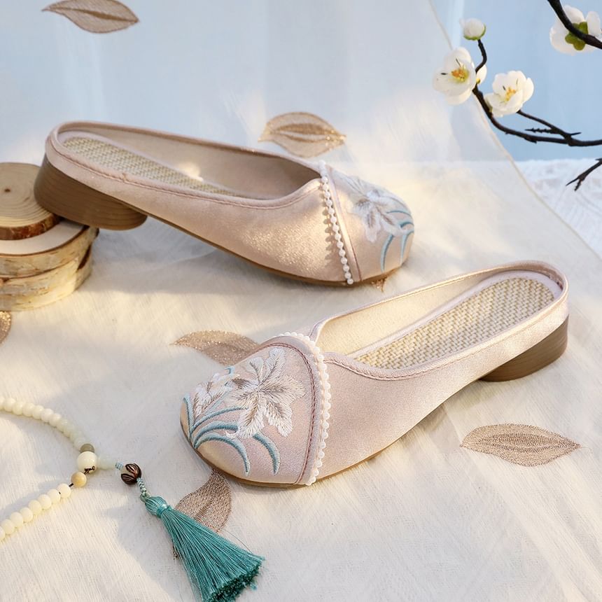 Flats Embroidered Textile